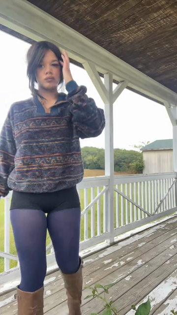 Wool pullover