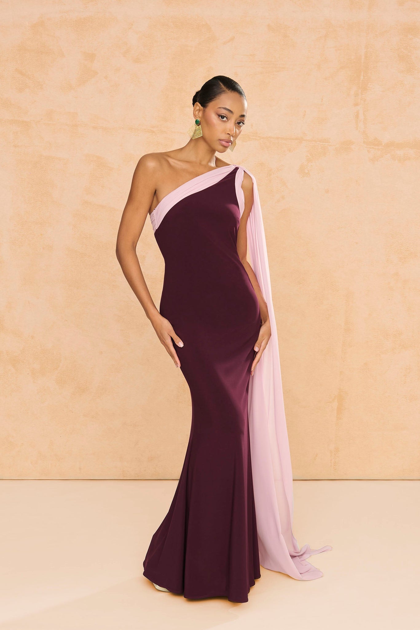 One-shoulder draped mermaid gown
